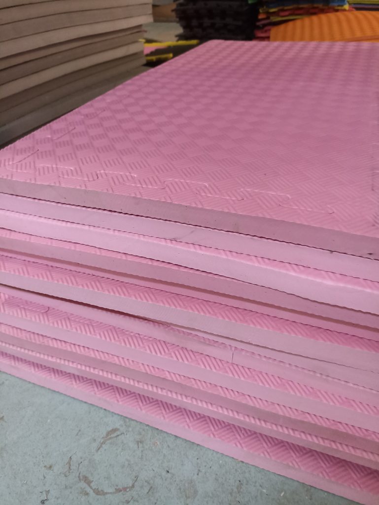 Pembe Tatami Minder